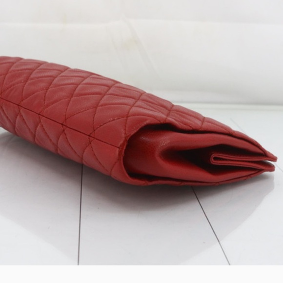 Authentic Chanel Timeless Caviar Quilted CC Large Dark Red Clutch Handbag - Picture 5 of 14